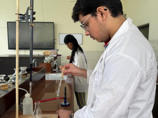 CHEMISTRY LAB(1)